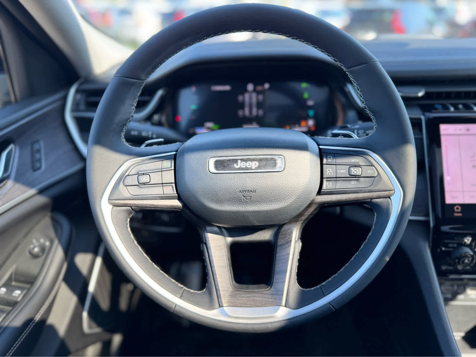 Used 2024 Jeep Grand Cherokee Limited 4xe image 18