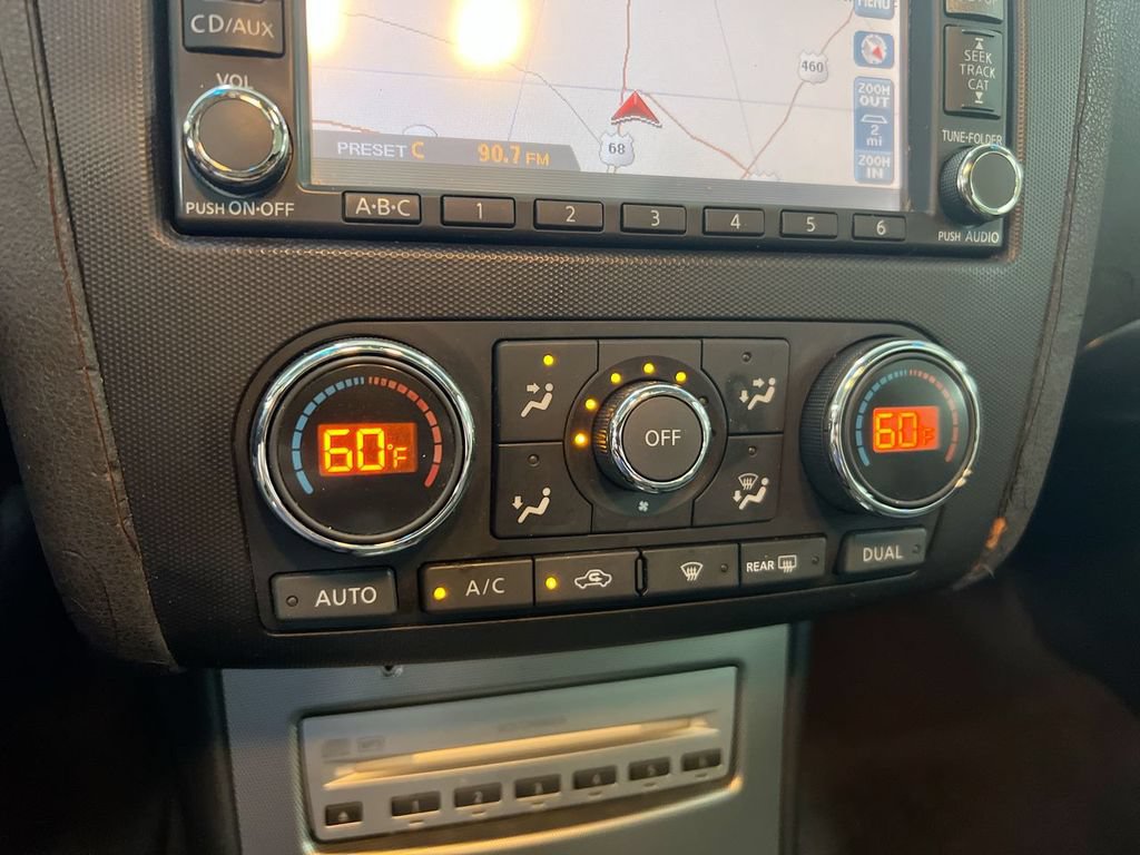 Used 2007 Nissan Altima 3.5 SL w/ Technology Pkg FWD image 17
