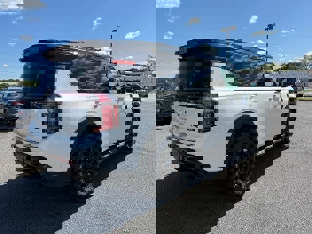 New 2025 Nissan Armada PRO-4X image 5