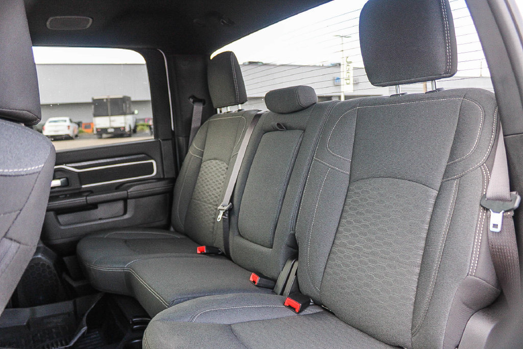 Used 2025 RAM 2500 Big Horn AWD/4WD image 19