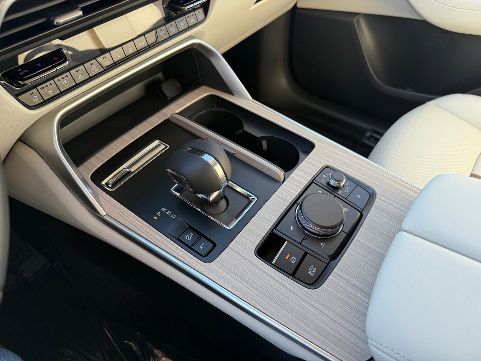 New 2026 MAZDA CX-90 3.3 Turbo S w/ Premium Package AWD/4WD image 13