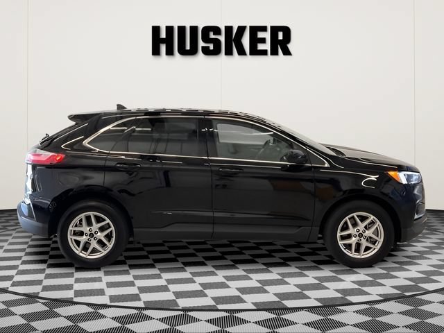 Used 2024 Ford Edge SEL AWD/4WD image 2