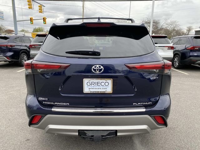 New 2026 Toyota Highlander Platinum AWD/4WD image 4
