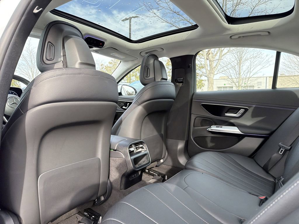 Certified 2025 Mercedes-Benz E 350 4MATIC Sedan image 13