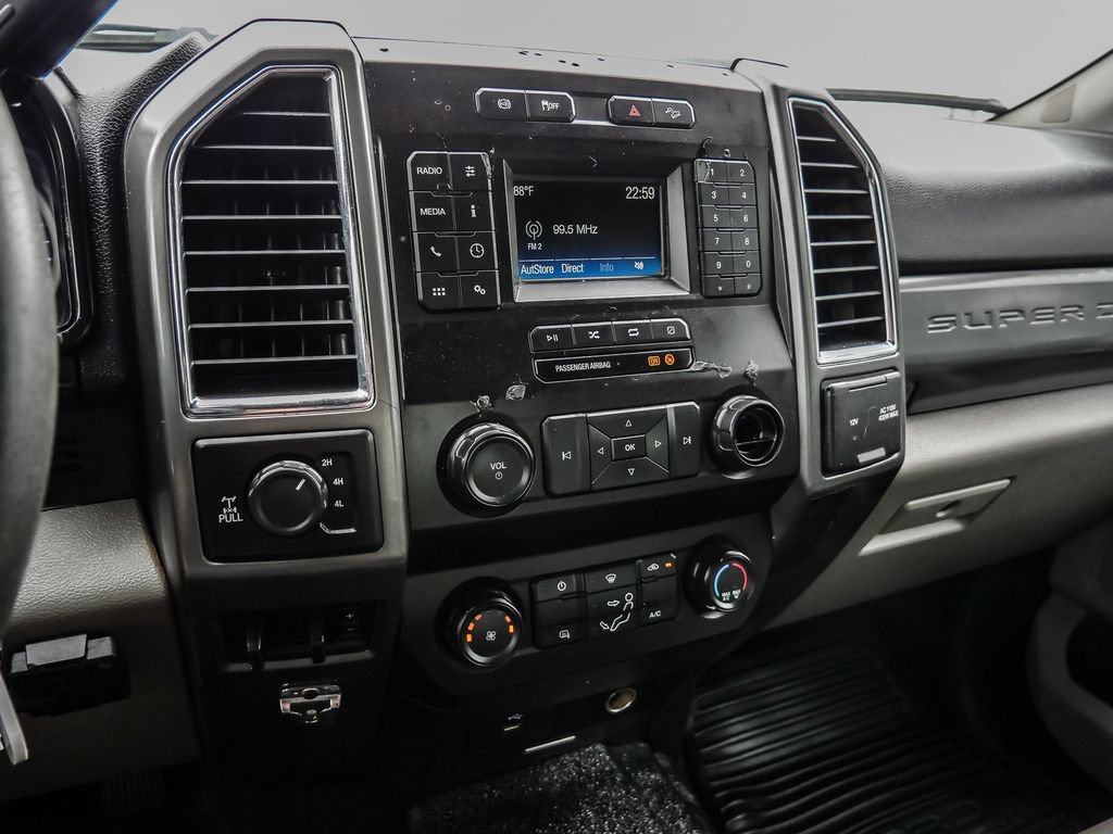 Used 2018 Ford F250 XLT w/ XLT Value Package AWD/4WD image 47