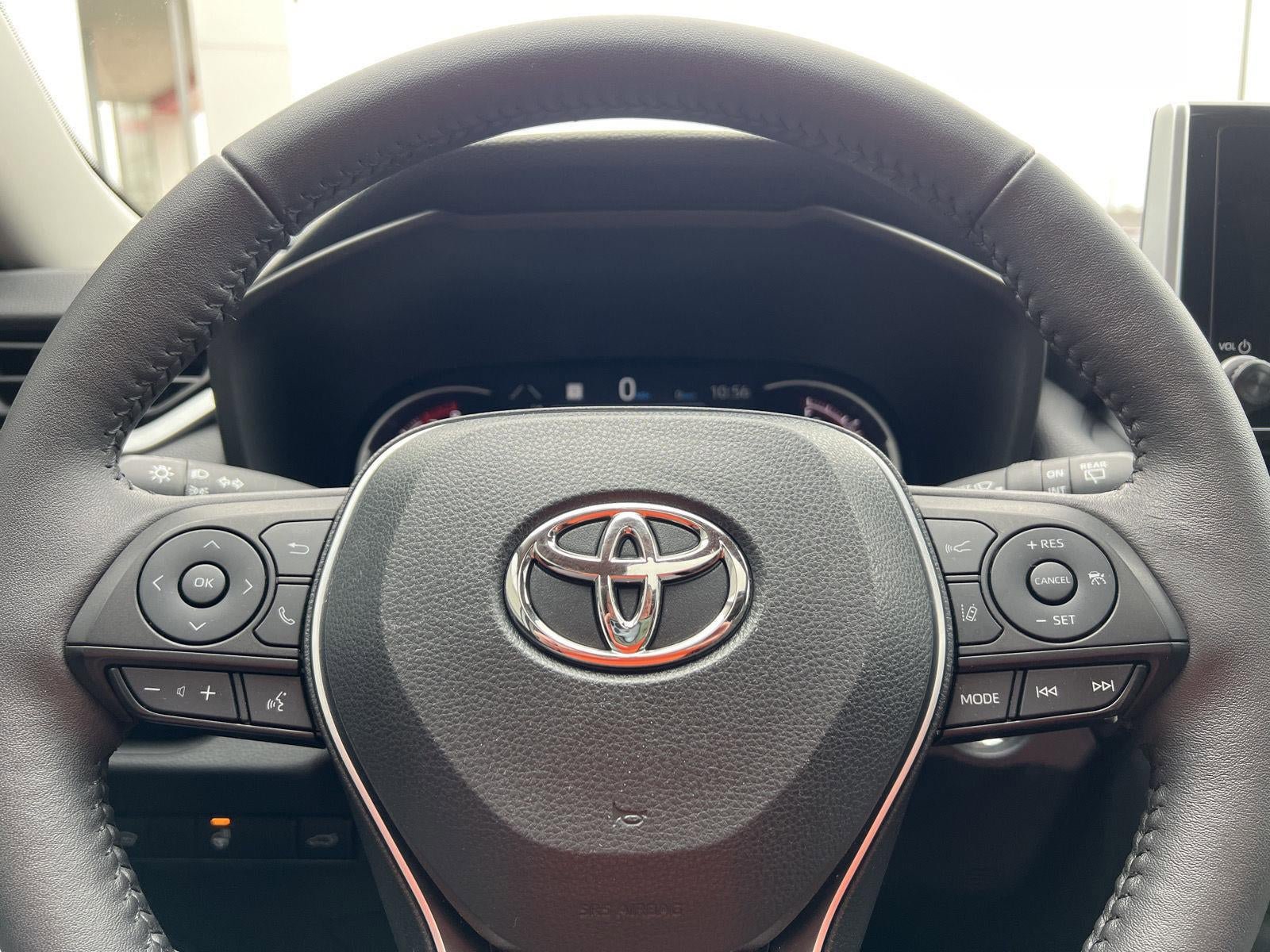 Used 2023 Toyota RAV4 XLE w/ Convenience Package image 19