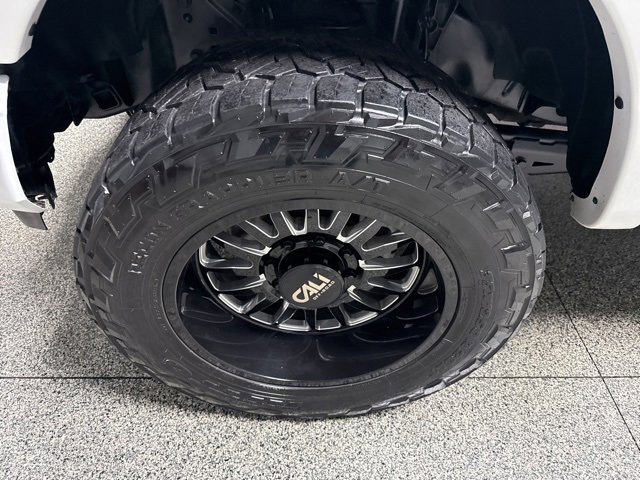 Used 2022 Ford F250 Lariat w/ Tremor Off-Road Package image 4