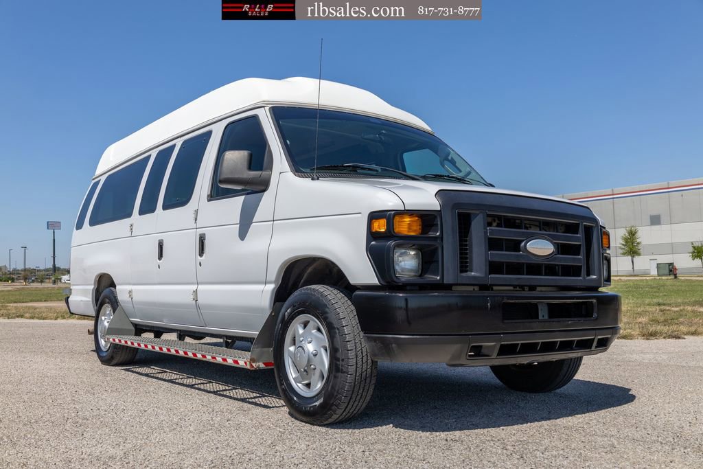 Used 2014 Ford E-250 and Econoline 250 Extended w/ Power Group image 1