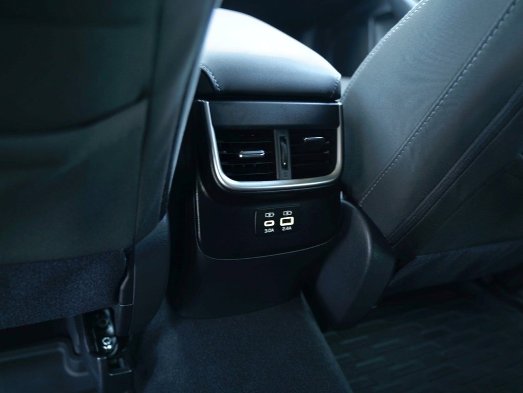 Used 2025 Subaru Outback Premium w/ Popular Package #1A image 24