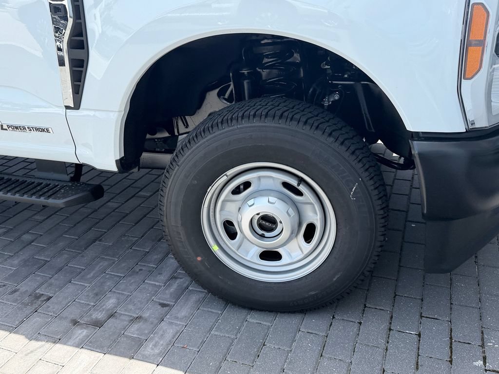 New 2026 Ford F250 XL w/ 360-Degree Camera Package AWD/4WD image 3