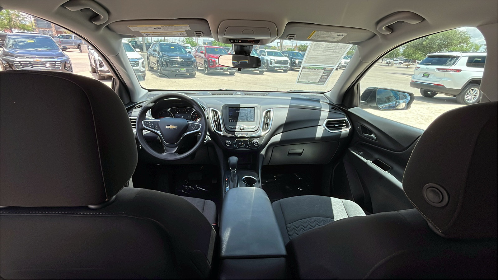 Used 2022 Chevrolet Equinox LT FWD image 25
