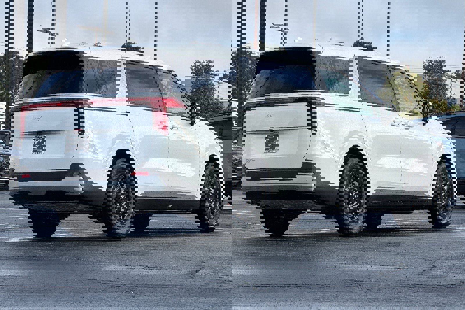 New 2026 Kia Carnival image 4