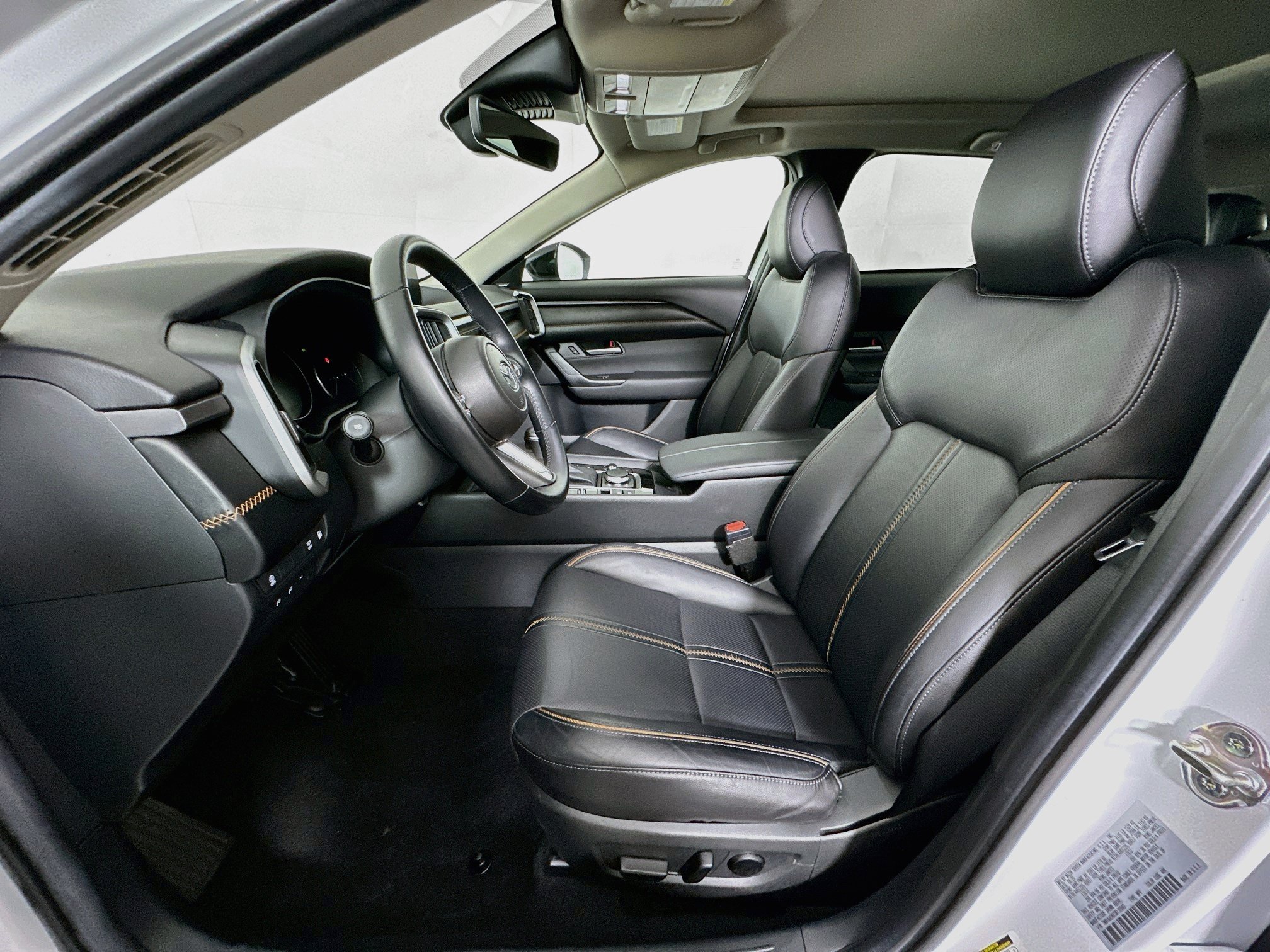 Used 2025 MAZDA CX-50 AWD 2.5 Hybrid w/ Premium Pkg image 13