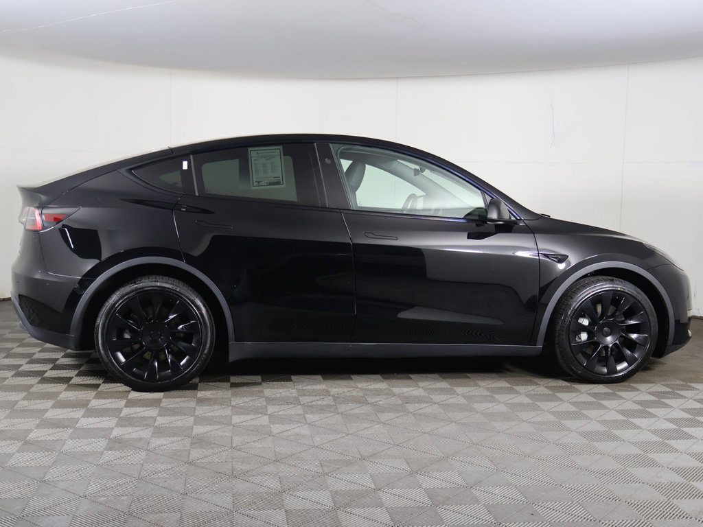 Used 2023 Tesla Model Y Long Range AWD/4WD image 20