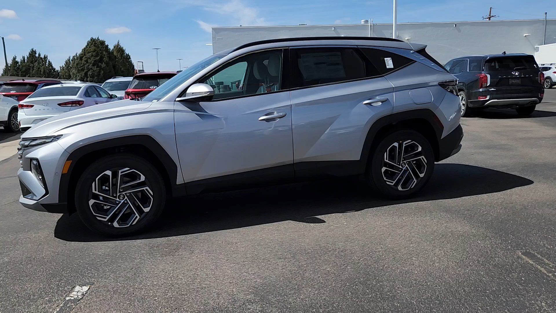 New 2026 Hyundai Tucson Limited AWD/4WD image 2