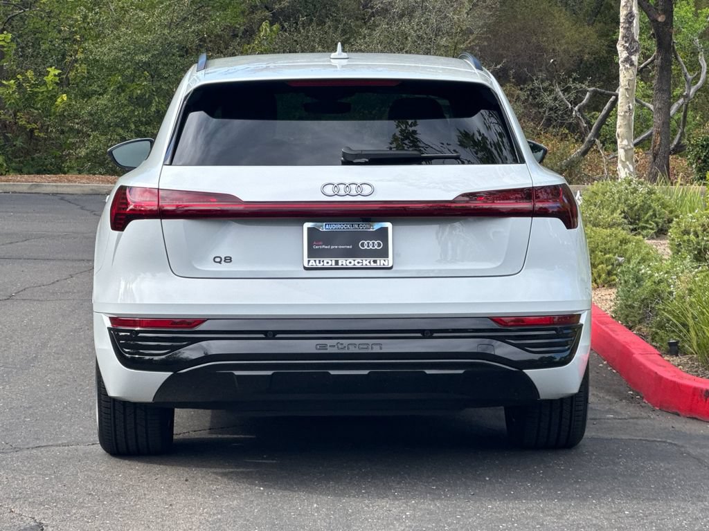 Used 2024 Audi Q8 e-tron Premium Plus AWD/4WD image 6