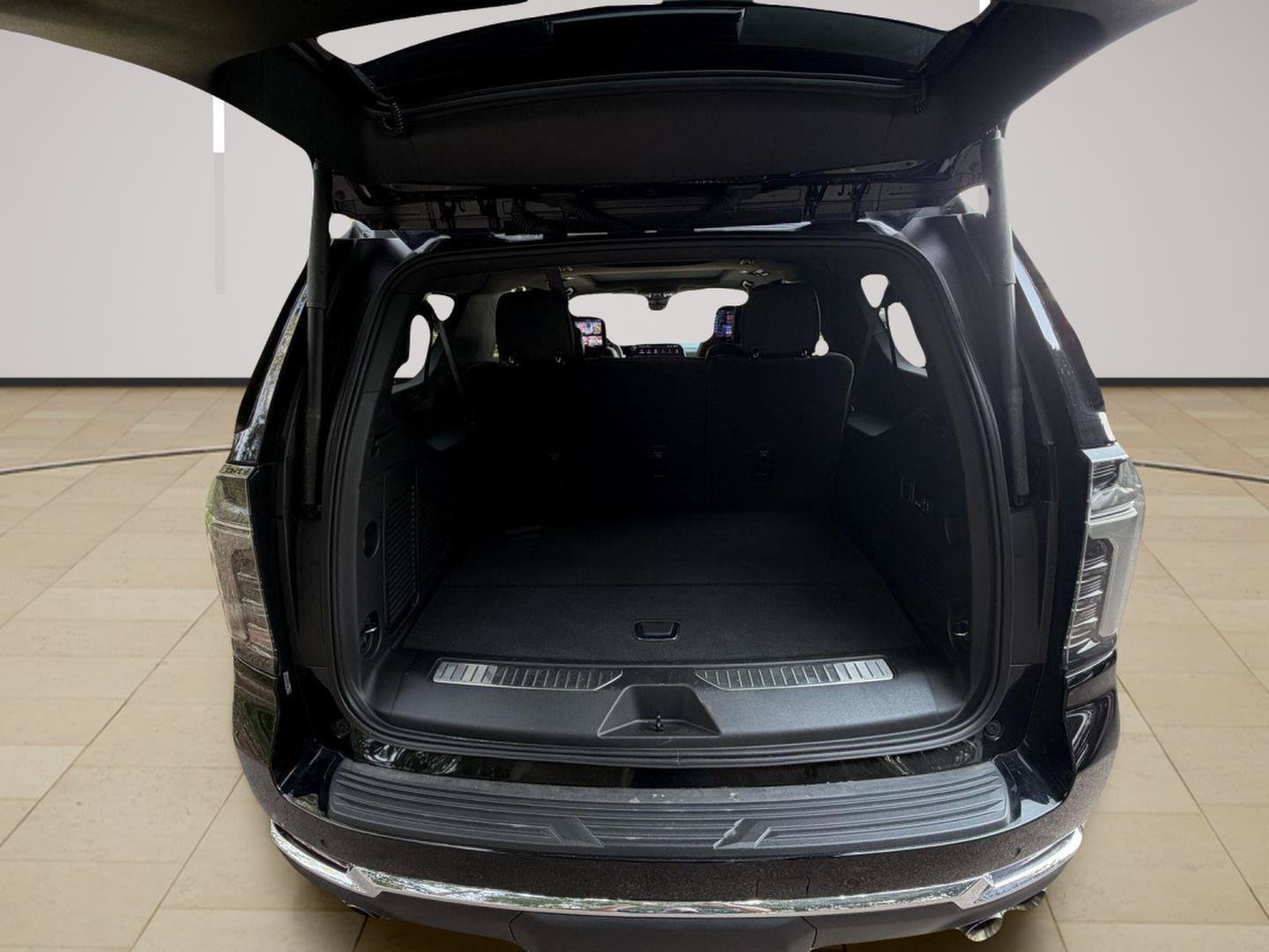New 2026 Chevrolet Suburban Premier AWD/4WD image 23