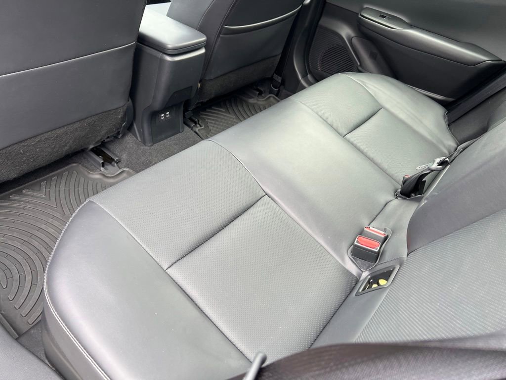 Used 2024 Toyota Prius Limited AWD/4WD image 17