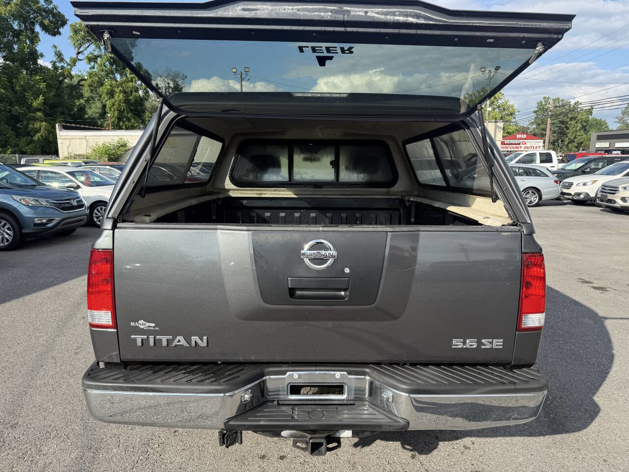 Used 2006 Nissan Titan SE image 21