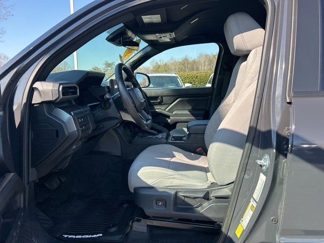 Used 2025 Toyota Tacoma SR5 image 14