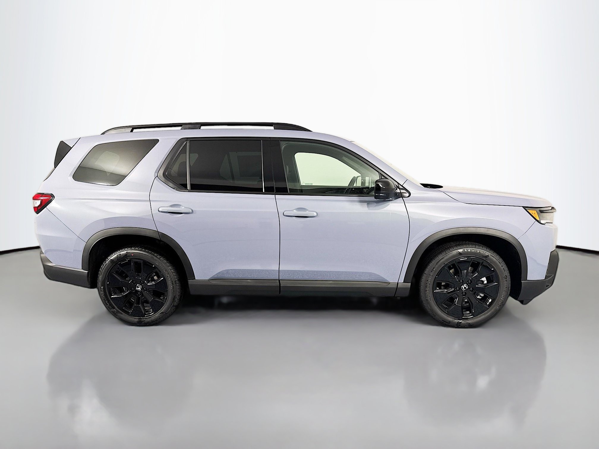 New 2026 Honda Pilot Black Edition image 4
