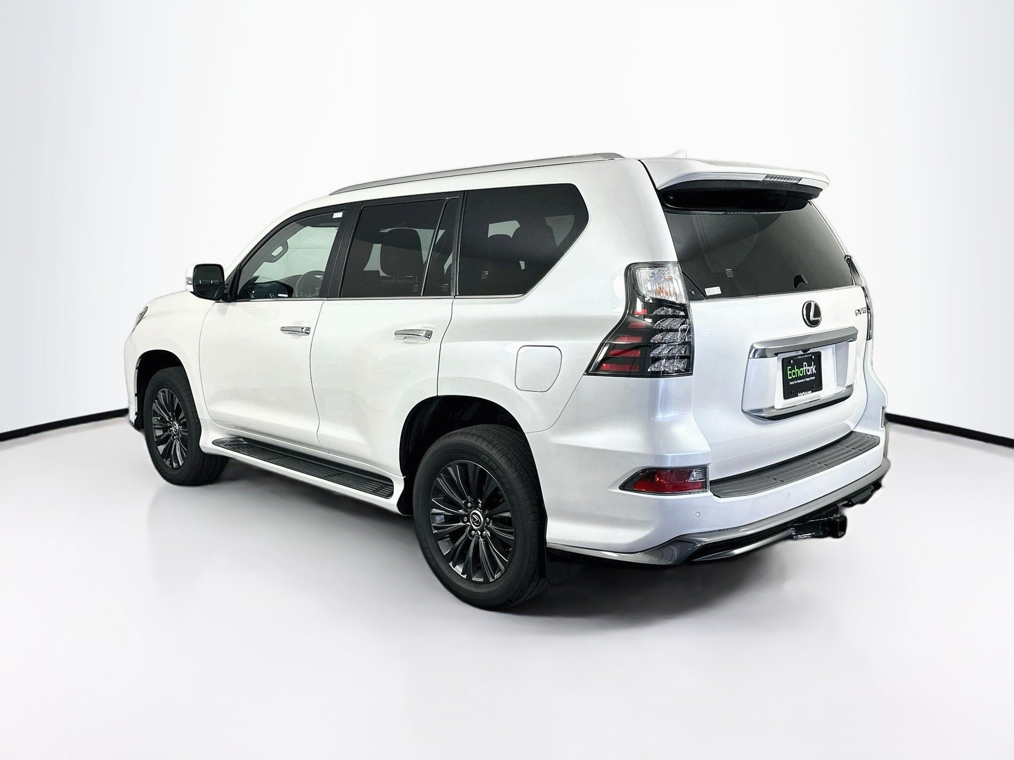 Used 2023 Lexus GX 460 Premium w/ Accessory Package AWD/4WD image 5