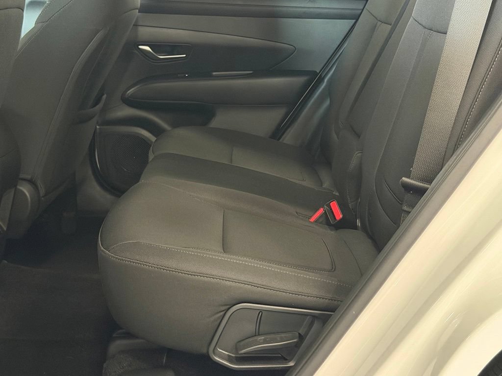 Used 2025 Hyundai Tucson SE AWD/4WD image 22
