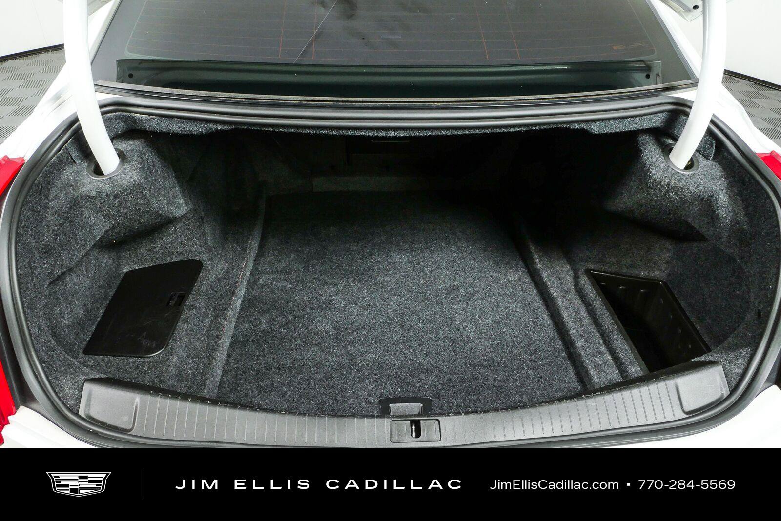 Used 2019 Cadillac CTS V w/ Carbon Fiber Package RWD image 32