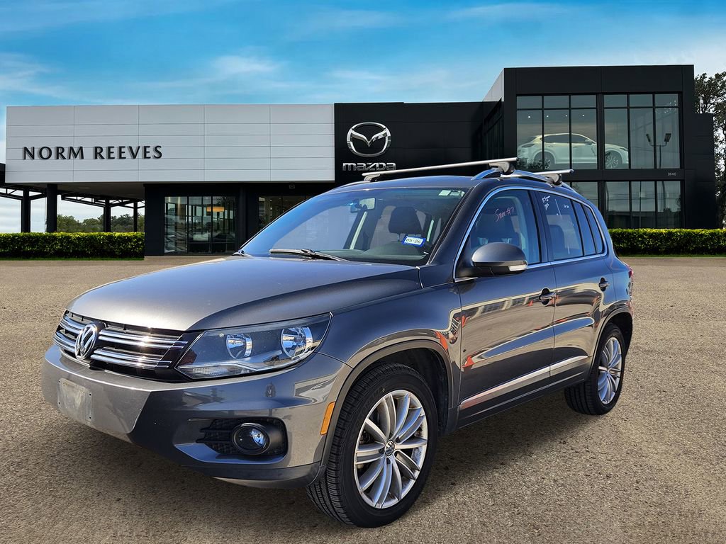 Used 2015 Volkswagen Tiguan SE
