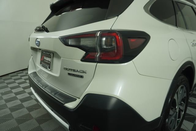 Used 2021 Subaru Outback Touring w/ Popular Package #2 image 13