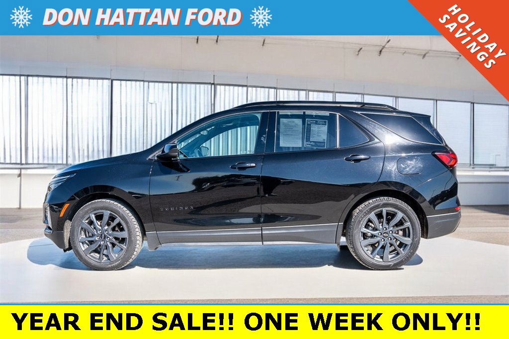 Used 2022 Chevrolet Equinox RS w/ LPO, Floor Liner Package image 2