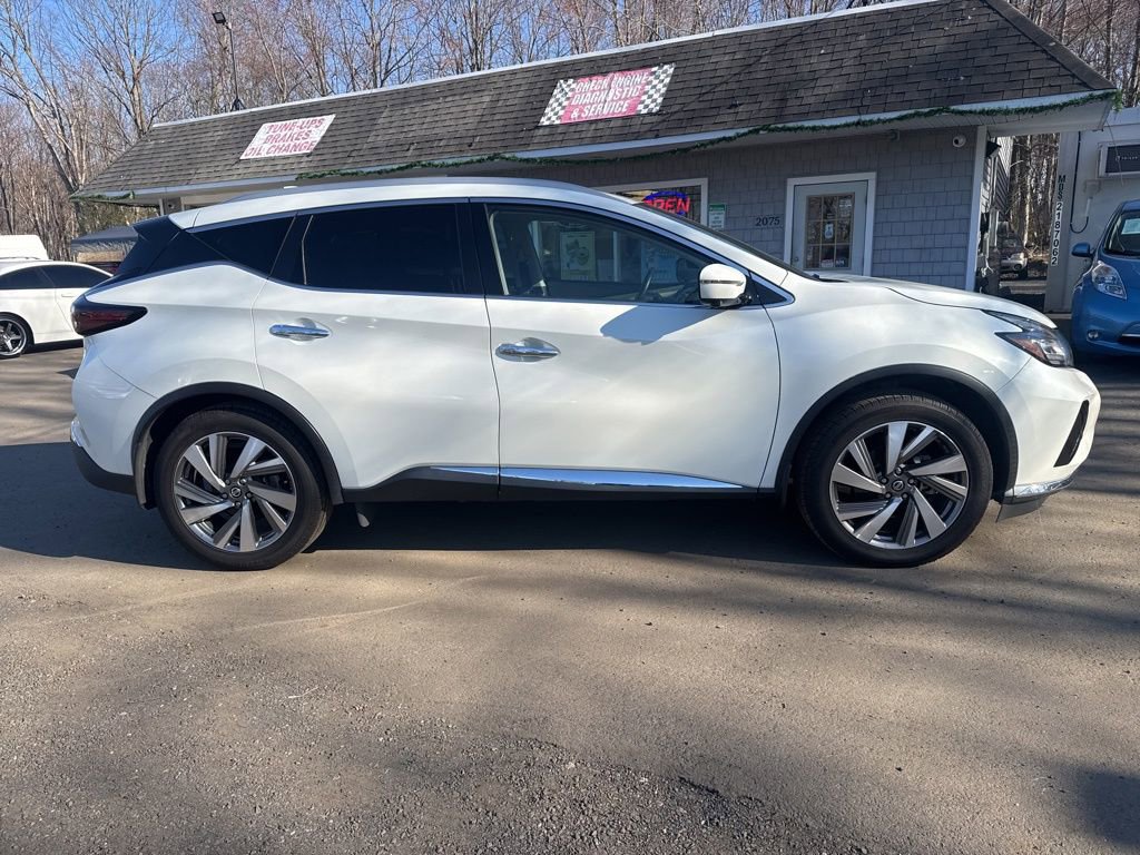 Used 2020 Nissan Murano SL w/ Moonroof Package image 11
