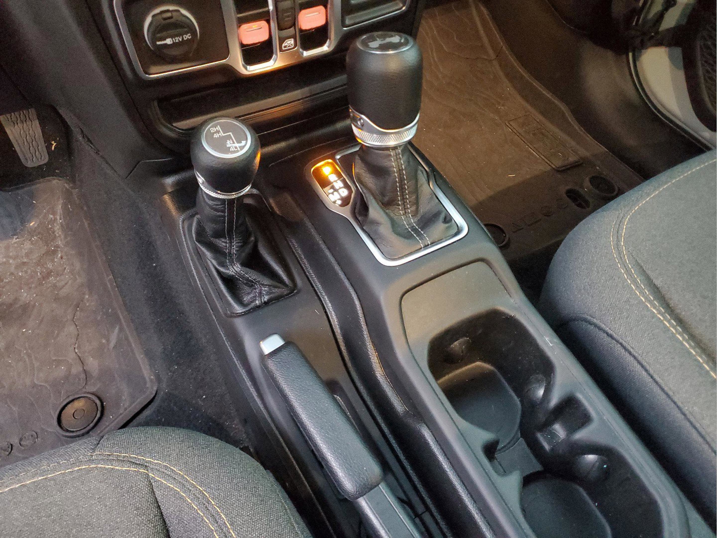 Certified 2024 Jeep Wrangler Sahara image 24