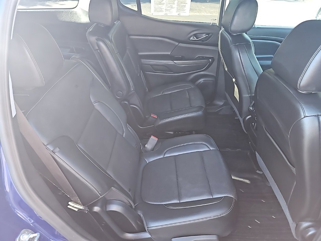 Used 2023 GMC Acadia SLT w/ Elevation Edition image 30