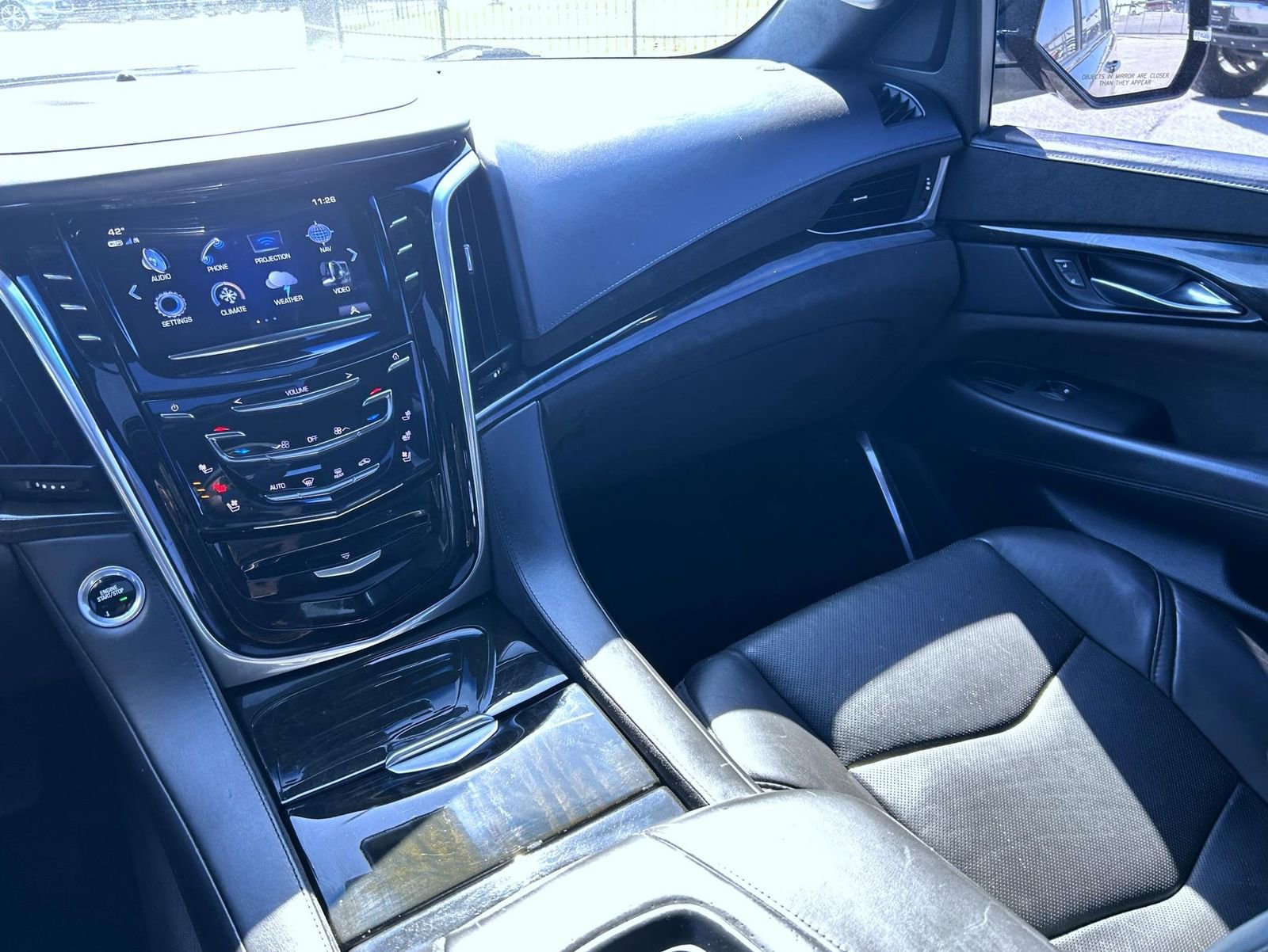 Used 2019 Cadillac Escalade Platinum w/ Escalade Sport Edition image 22