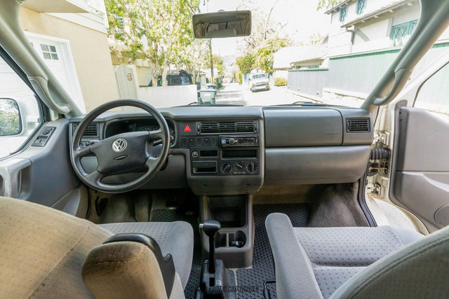 Used 2003 Volkswagen Eurovan MV FWD image 27