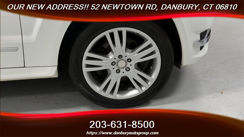 Used 2014 Mercedes-Benz GLK 350 4MATIC image 11