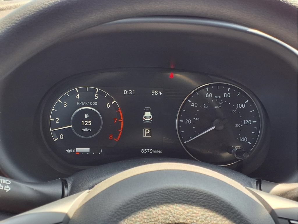 Used 2024 Nissan Kicks SV FWD image 16