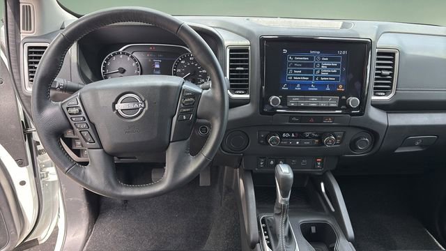 Used 2024 Nissan Frontier SL w/ Technology Package RWD image 11