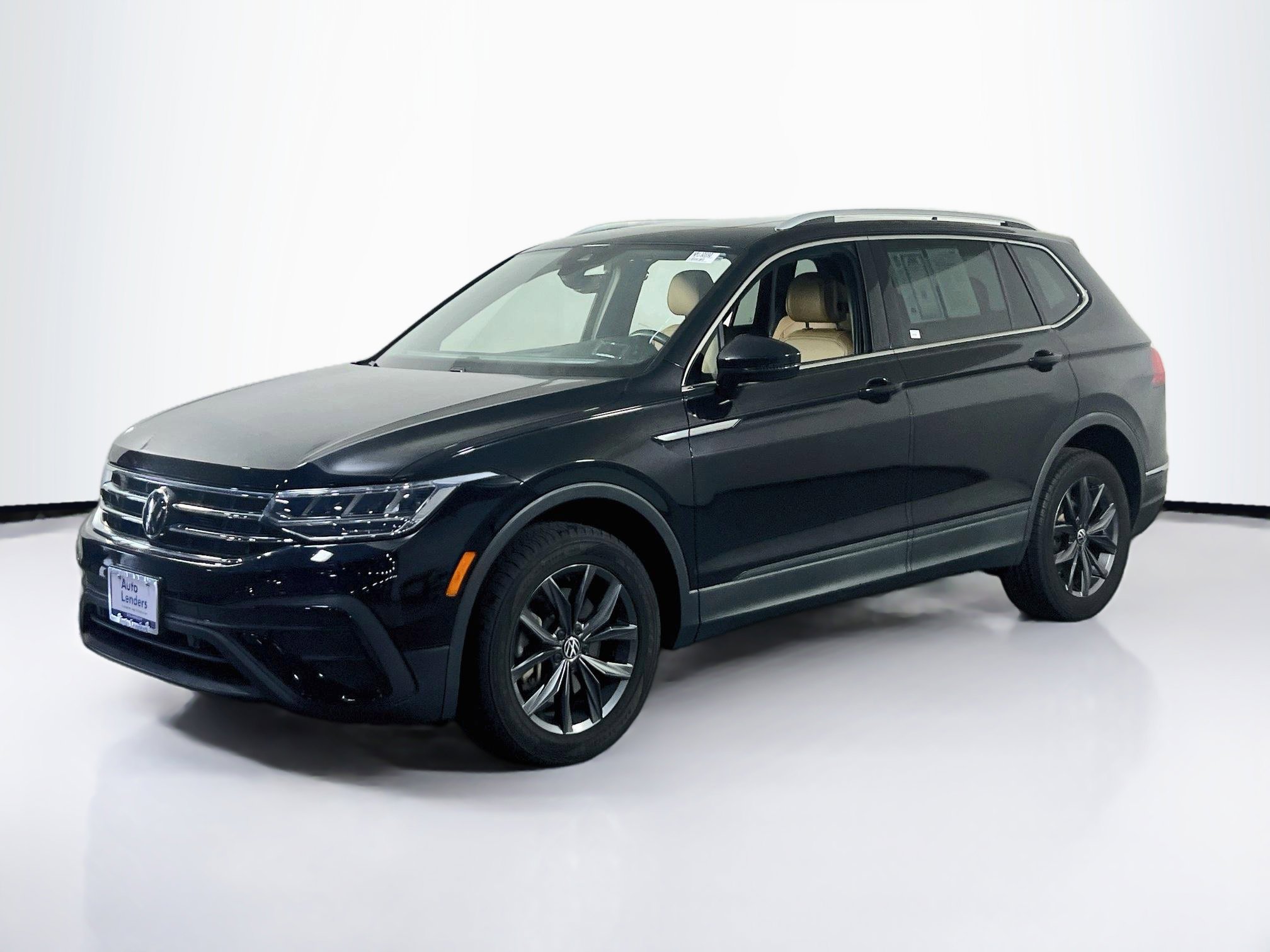 Used 2022 Volkswagen Tiguan SE