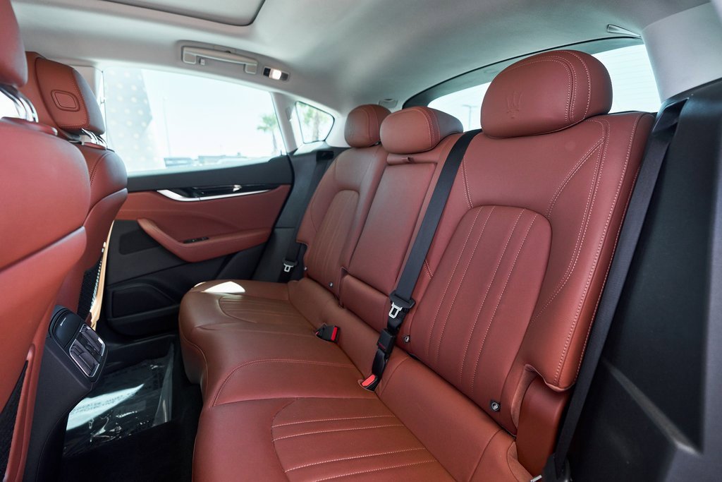 Used 2022 Maserati Levante GT image 27