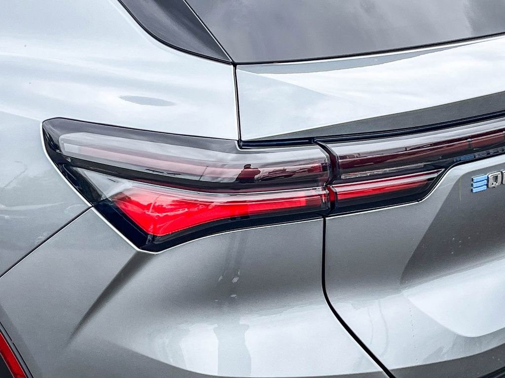 New 2026 Chevrolet Equinox EV LT image 8