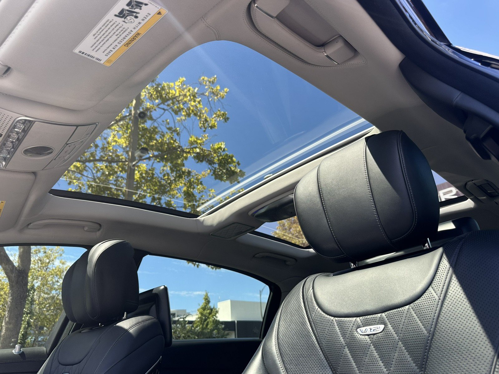 Used 2016 Mercedes-Benz Maybach S 600 image 29