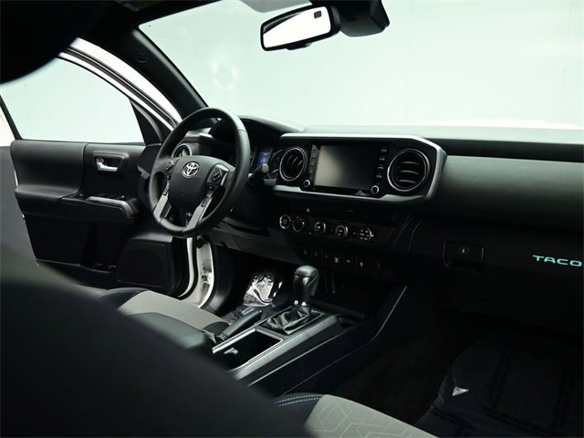 Used 2020 Toyota Tacoma TRD Off-Road image 29