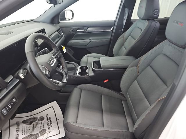 New 2026 GMC Terrain AT4 w/ Convenience Package III image 22