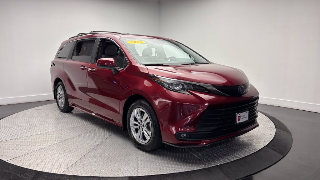 Certified 2025 Toyota Sienna XLE w/ XLE Plus Package AWD/4WD image 46