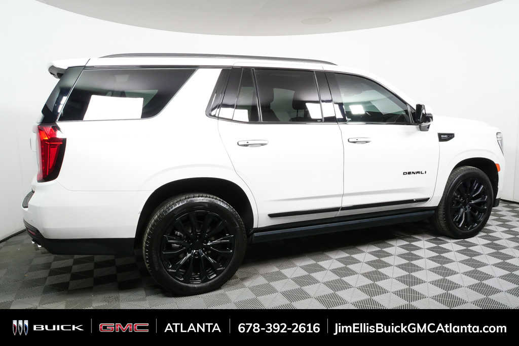 Used 2022 GMC Yukon Denali image 2