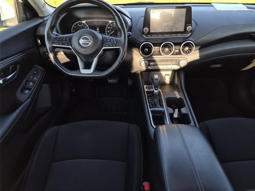 Used 2021 Nissan Sentra SV FWD image 14