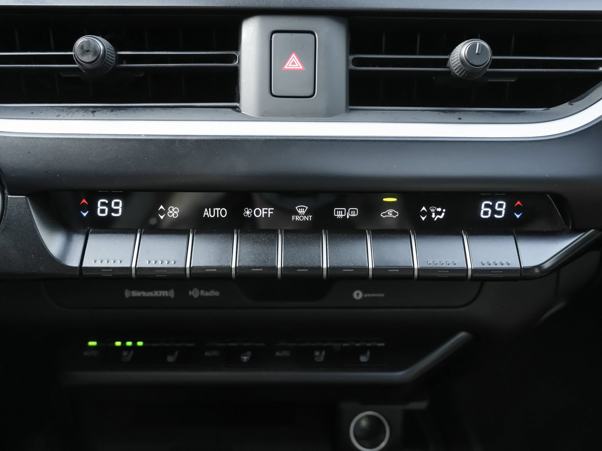 Used 2022 Lexus UX 250h w/ Premium Package AWD/4WD image 16