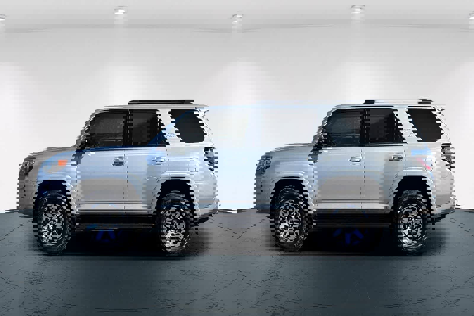 Used 2024 Toyota 4Runner TRD Off-Road Premium image 9